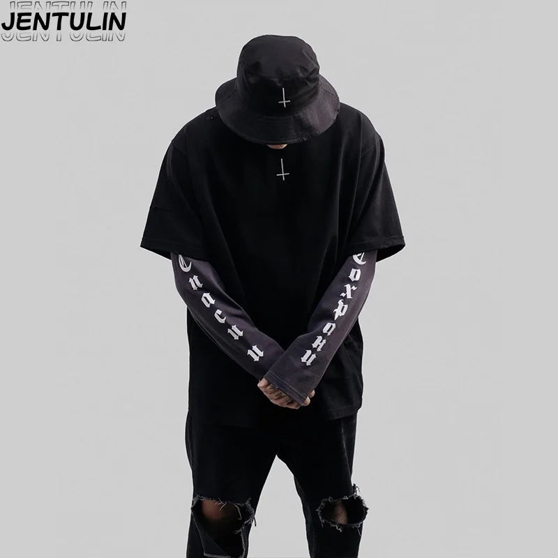 Gotik Baskılı Oversize Tişört, önden görünüm — Navra Wear