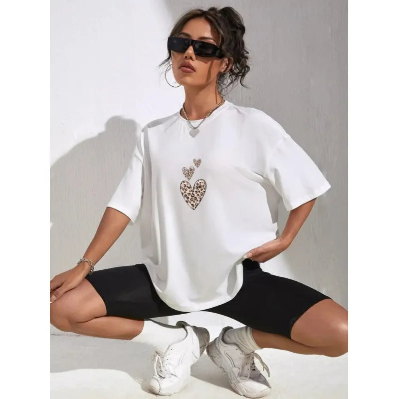 Leopar Desenli Tişört, önden görünüm — Navra Wear