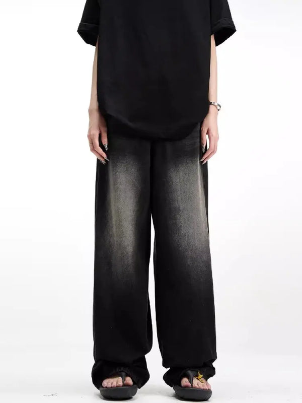 Classic Sleek Whiskers Black Rinse Denim