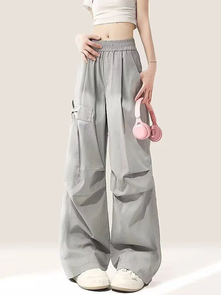 Women Heritage Relaxed Gray Bow Street Pants