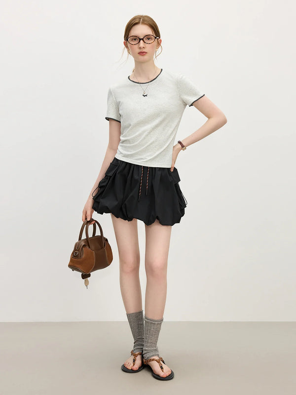 Sewn-Detail Shell Contrast Color Puppy T-Shirt
