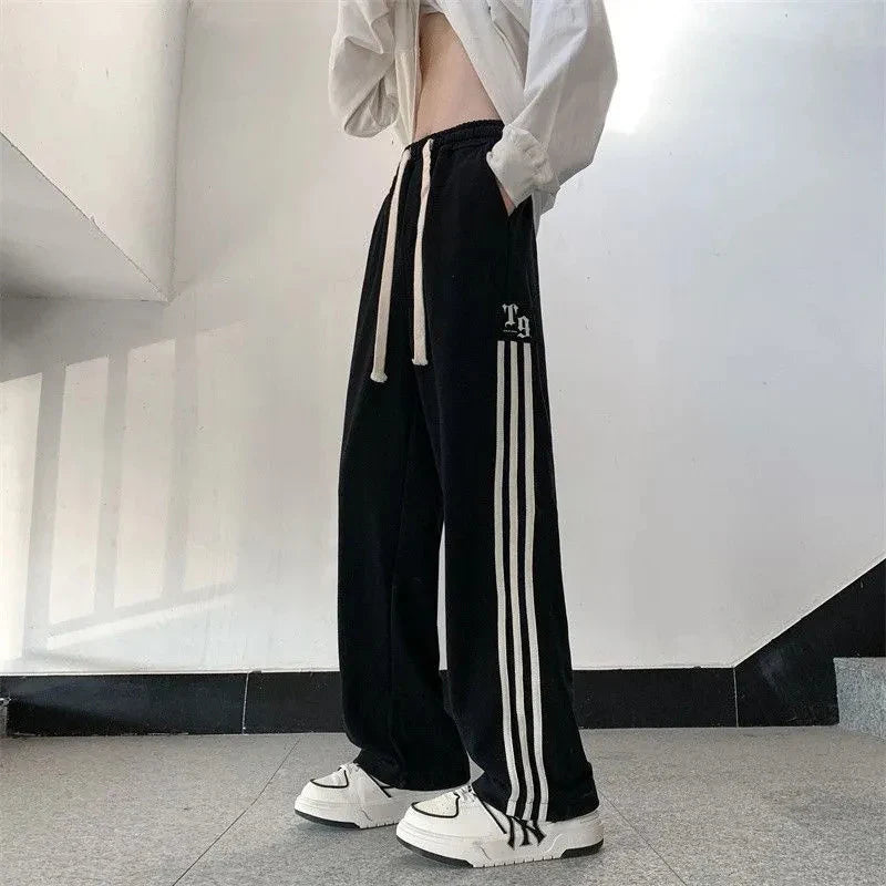 Çizgili Bol Kesim Jogger, önden görünüm — Navra Wear
