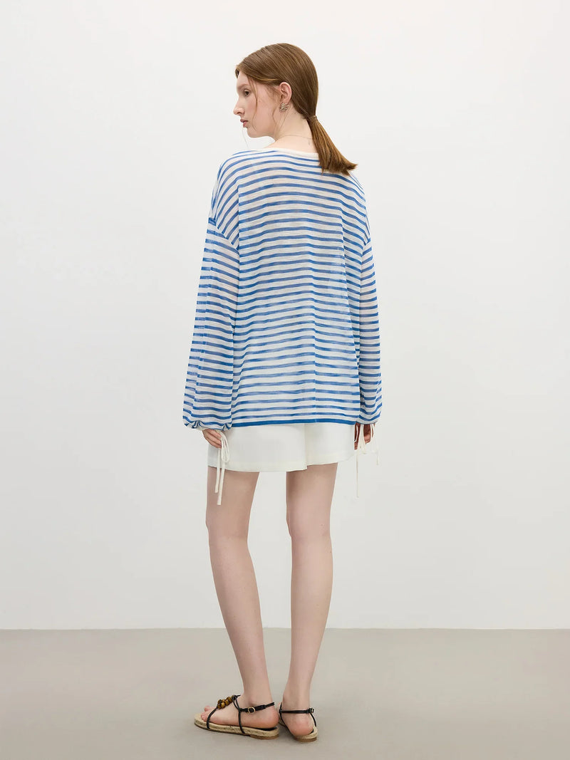 Elegant Line-Pattern French Holiday Long-Sleeved T-Shirt