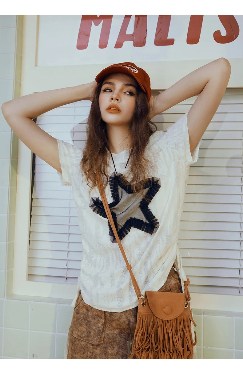 Y2K Yıldız Baskılı Oversize Tişört, önden görünüm — Navra Wear