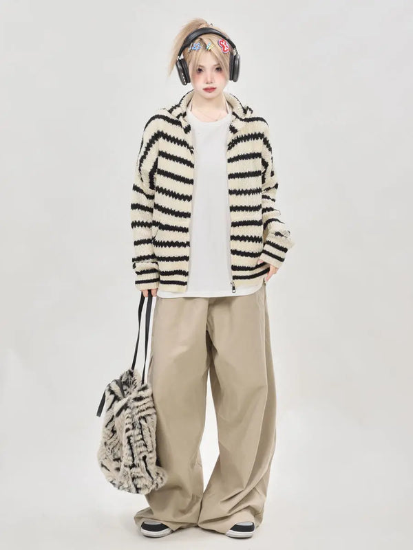 Horizontal-Lines Print Long Sleeve Hooded T-Shirt
