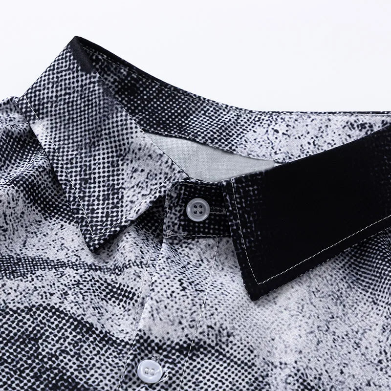 Soyut Baskılı Gömlek, model üzerinde — Navra Wear