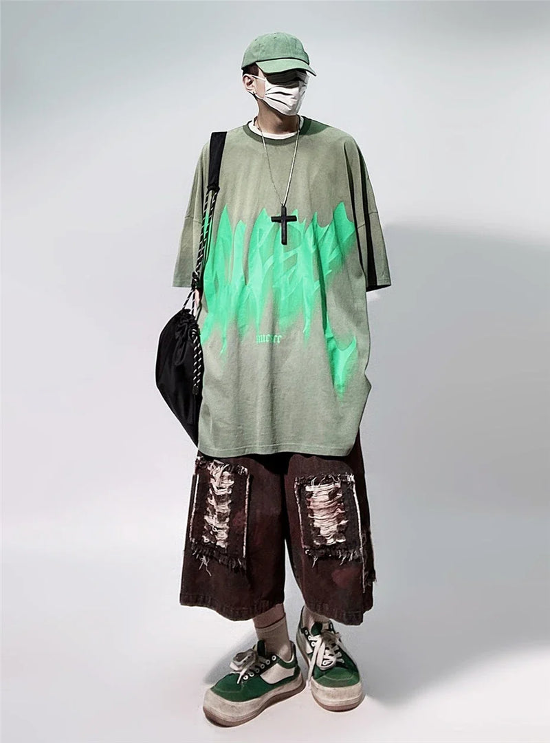 Throwback Concrete-Jungle Boxy-Fit Rebel-Cut Print T-Shirt