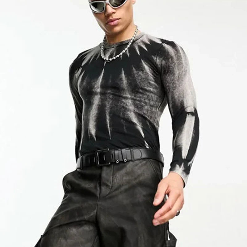 Block-Style Slim Fit Long Sleeve Illustrated T-Shirt