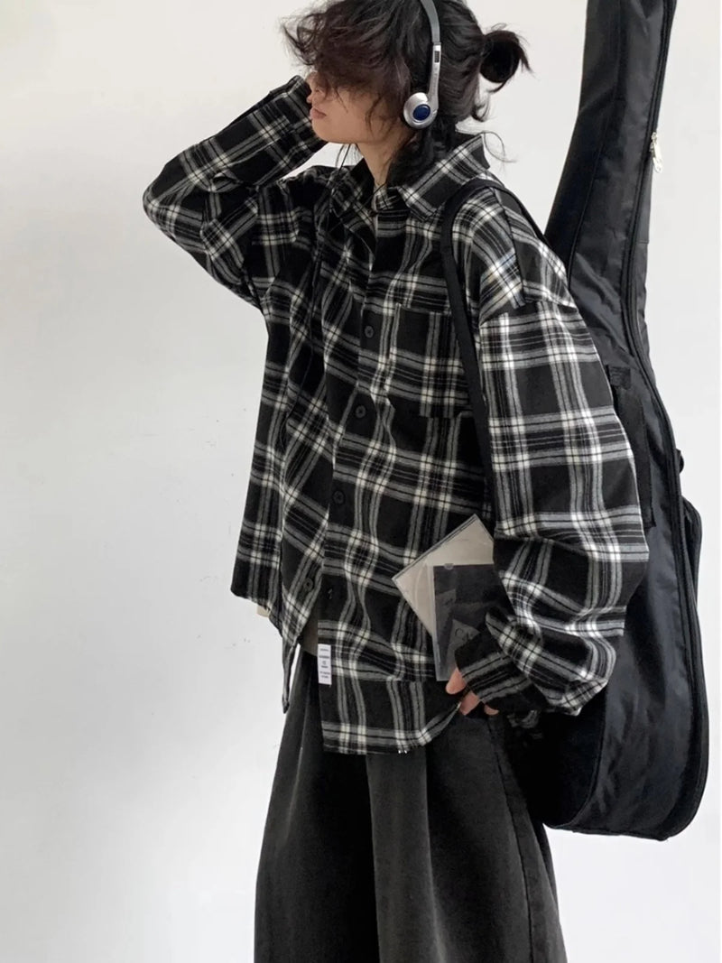 Vintage Oversize Ekose Gömlek, önden görünüm — Navra Wear