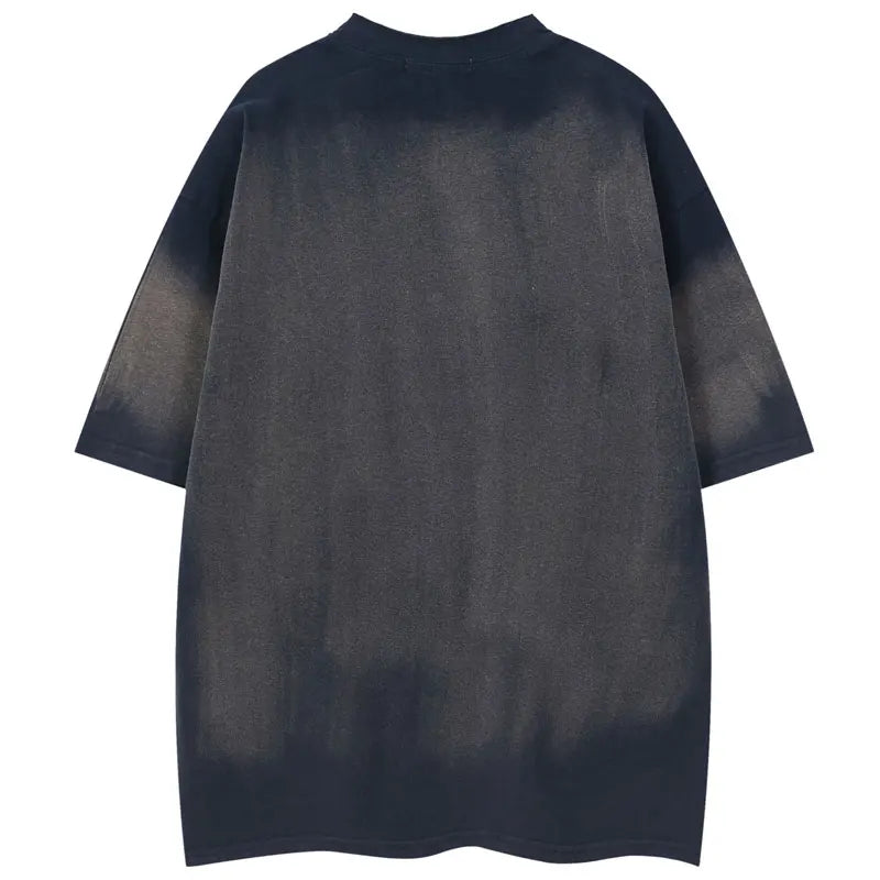 Punk Rock Baskılı Oversize Tişört, model üzerinde — Navra Wear