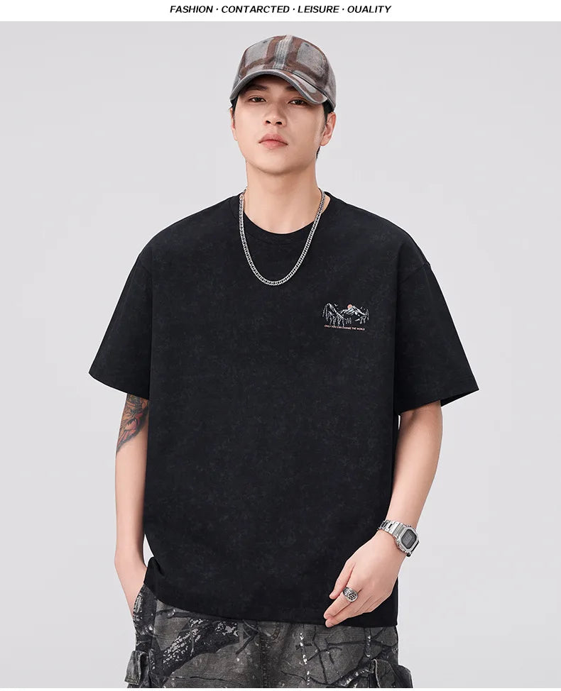 Siyah Bisiklet Yaka Basic Tişört, önden görünüm — Navra Wear