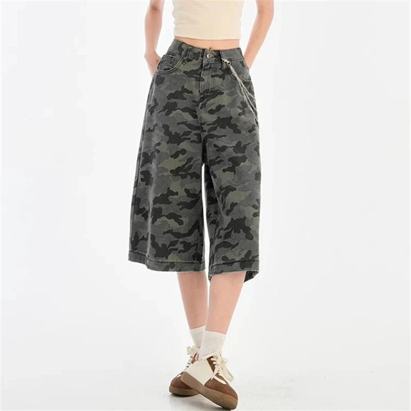 Sleek Woodland Utility Shorts