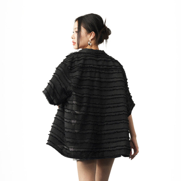 Standout Casual Short Sleeve Woven Top alternatif görünüm