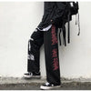 Bol Kesim Gotik Baskılı Pantolon, yakın çekim — Navra Wear