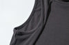 Basic Crop Top, model üzerinde — Navra Wear