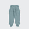 Bol Kesim Jogger, model üzerinde — Navra Wear