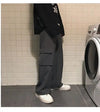 Vintage Bol Kesim Jogger, model üzerinde — Navra Wear