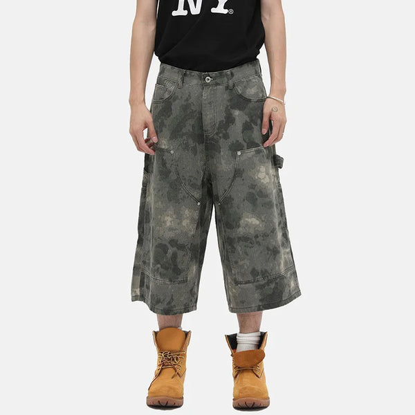 Sleek camouflage print cropped Denim Shorts
