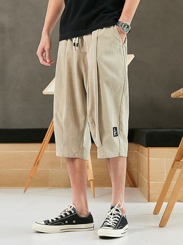 Below-Knee Relaxed Shorts alternatif görünüm