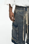 Yıkanmış Baggy Jean Şort, detay görünüm — Navra Wear