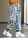 Baggy Ayı Baskılı Jean Pantolon, arka görünüm — Navra Wear