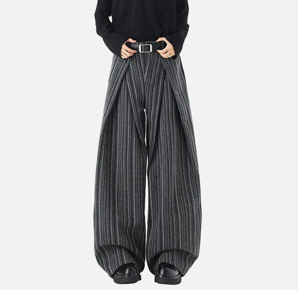 Wool Stripe Pleat Wide-Leg alternatif görünüm