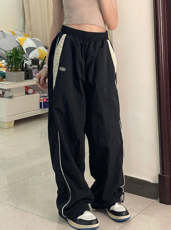 Kadın Y2K Bol Kesim Jogger alternatif görünüm