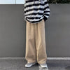 Vintage Bol Kesim Japon Baskılı Pantolon, yakın çekim — Navra Wear