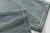 Kadın Y2K Spike Detaylı Jean Pantolon, yakın çekim — Navra Wear