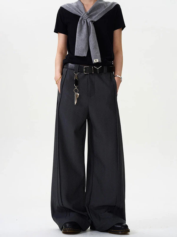 Sleek Black Pleat Wide-Leg