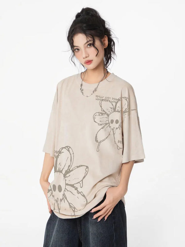 Sun-Bleached Blossom Floral Bone-Face Illustrated T-Shirt alternatif görünüm