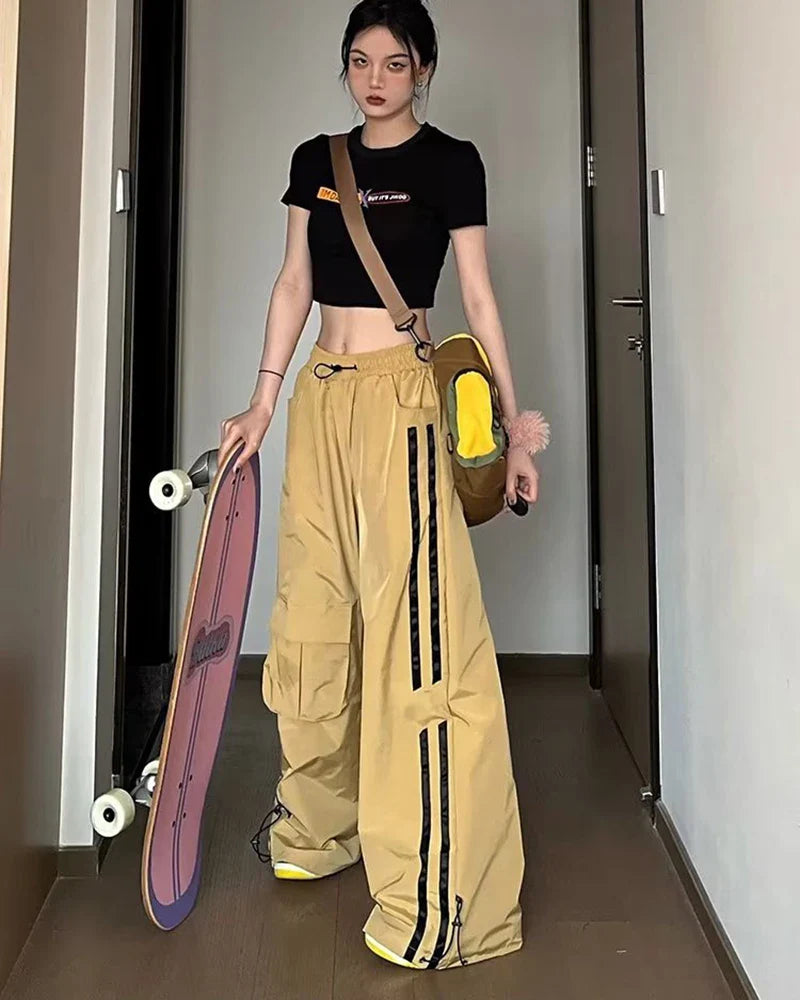 Kadın Wide Leg Çizgili Jogger, önden görünüm — Navra Wear