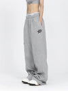 Kadın Y2K Yıldız Baskılı Jogger, arka görünüm — Navra Wear