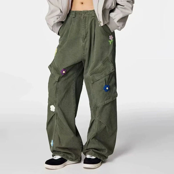 Floral Embroidered Relaxed Straight Street Pants alternatif görünüm