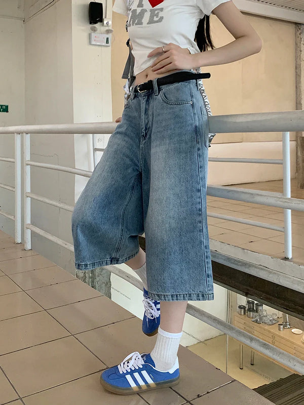 Versatile Blue Faded Relaxed Denim Shorts alternatif görünüm