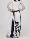 Y2K Mozaik Desenli Jogger, arka görünüm — Navra Wear