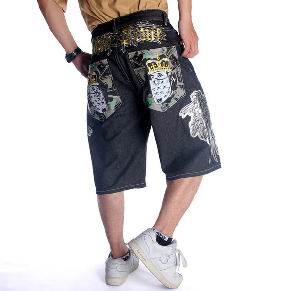 Knee-Drop Distressed Denim Shorts alternatif görünüm