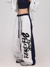 Y2K Mozaik Desenli Jogger, detay görünüm — Navra Wear