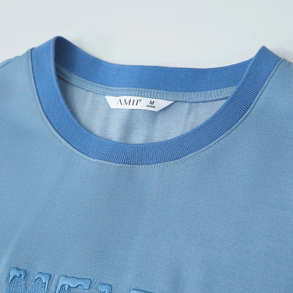 Minimalist Sewn-Detail Laid-Back Slim Colorblocked T-Shirt alternatif görünüm