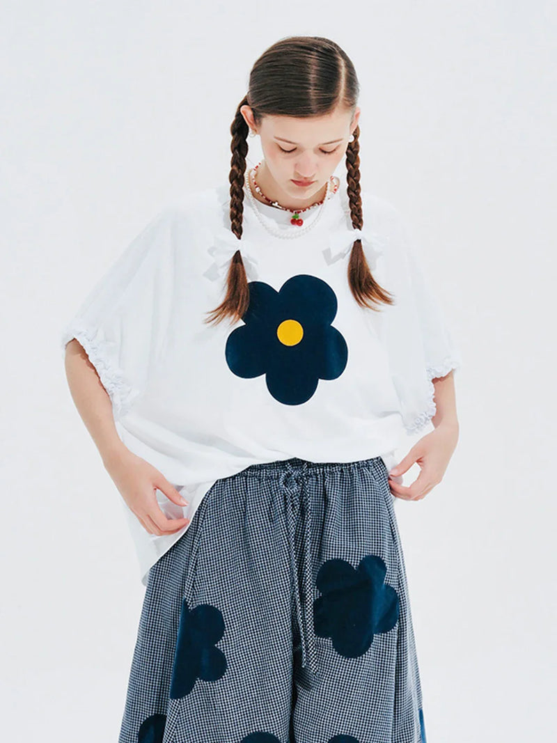 New-Millennium Floral Patch Breezy-Cut Fit Bright-Days T-Shirt