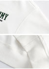 Y2K Oversize Sweatshirt, kombin görünüm — Navra Wear