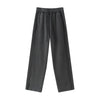 Bol Kesim Jogger, model üzerinde — Navra Wear