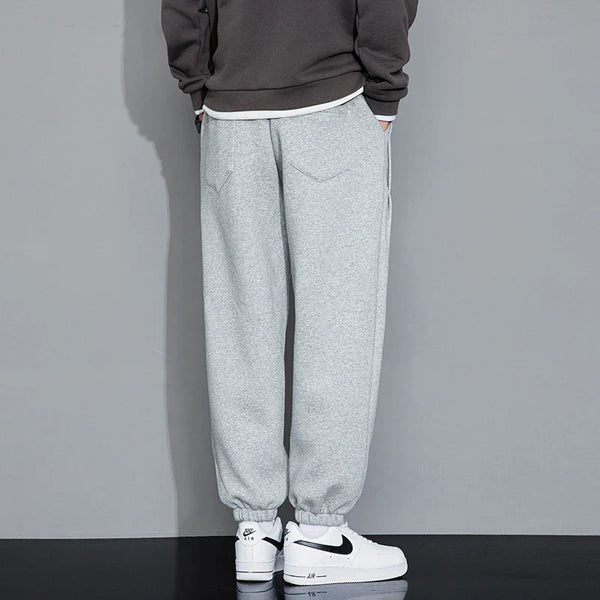 Beli Lastikli Jogger alternatif görünüm