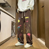 Y2K Bol Kesim Jogger, model üzerinde — Navra Wear
