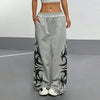 Bol Kesim Jogger, model üzerinde — Navra Wear