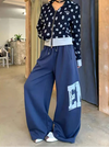 Wide Leg Gotik Baskılı Jogger, detay görünüm — Navra Wear