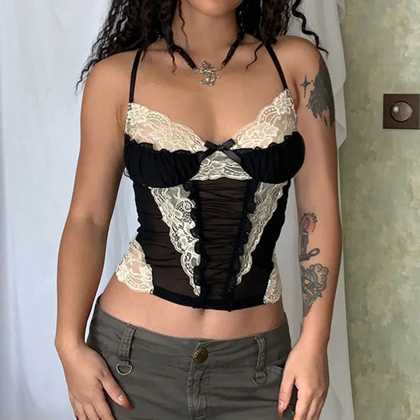 Millennium Lace Sheer Cropped Top alternatif görünüm