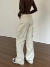 Vintage Bol Kesim Çok Cepli Kargo Pantolon, yakın çekim — Navra Wear