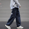 Vintage Japon Baskılı Jogger, model üzerinde — Navra Wear