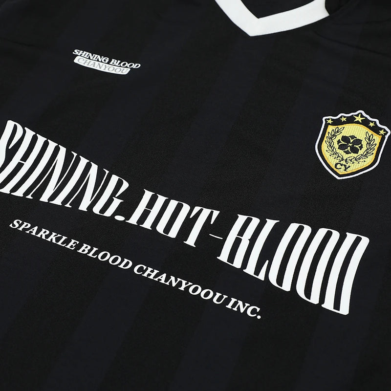 Sport Grafik Baskılı Tişört, yakın çekim — Navra Wear
